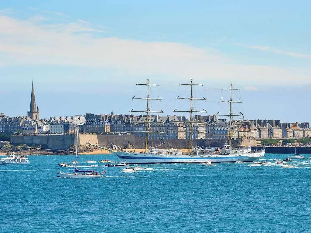 Ibis Styles Saint Malo Port Hotel